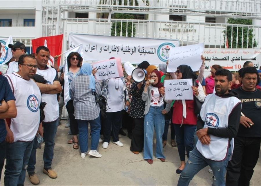 الإعلان عن إضراب متصاعد.. استمرار نقص الأدوية في تونس يفاقم معاناة المرضى